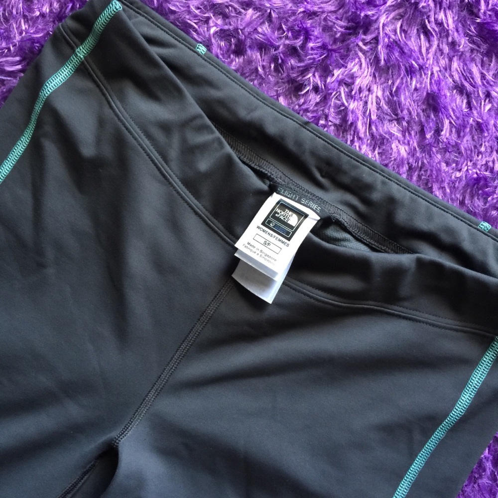 The North Face Flight Series capris leggings - Picture 3 of 9